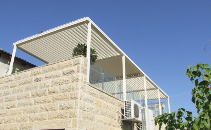 התקנת פרגולה חשמלית במושב יד בינימין